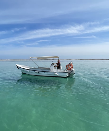 the stunning clean and crystalline waters of the Algarve